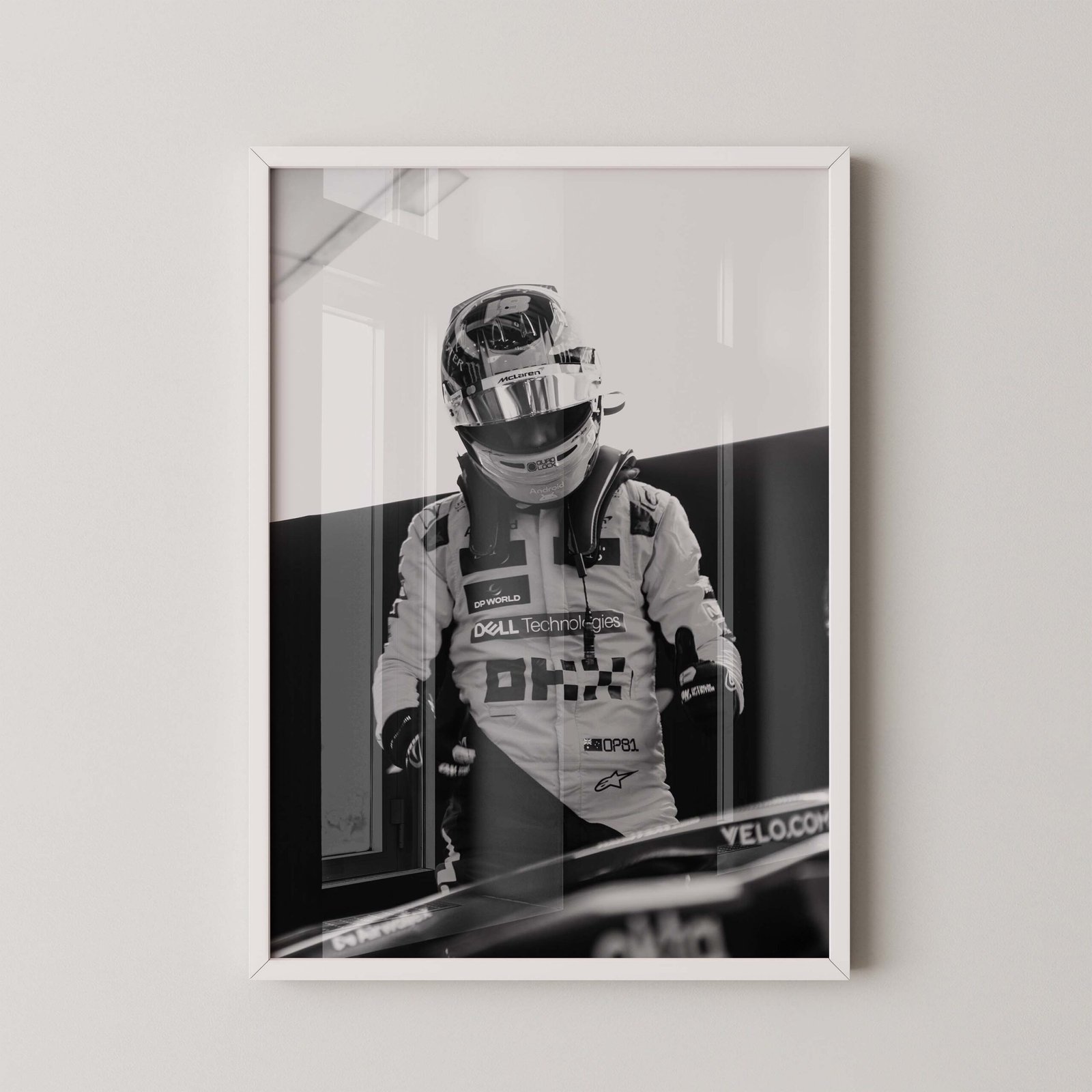 Oscar Piastri Thumbs Up Poster - Image 2